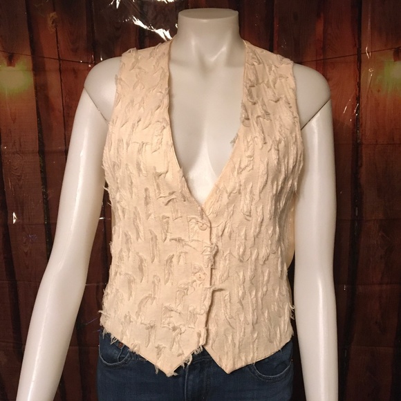 Ladies cream colored vest size s/m - Picture 1 of 2